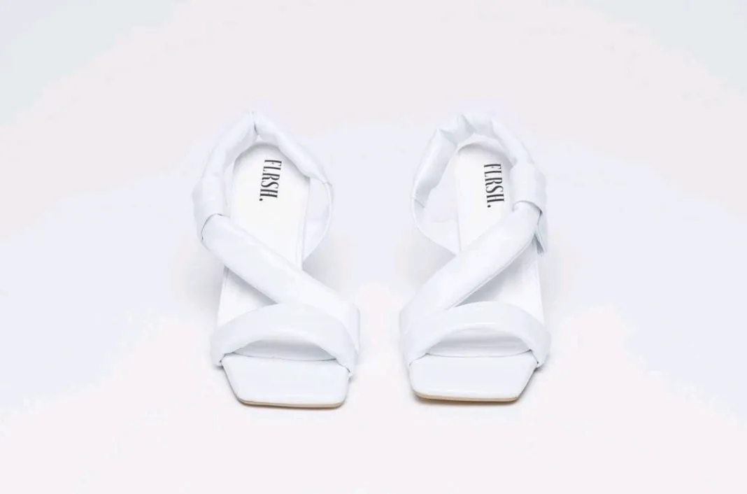 AMAIA (White)
