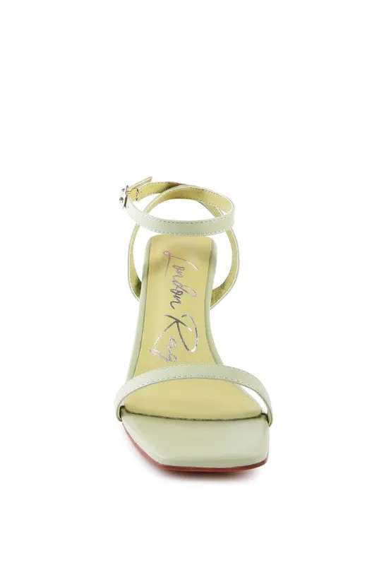 BLOCK HEEL ANKLE STRAP SNADALS