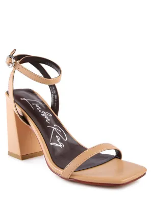 BLOCK HEEL ANKLE STRAP SNADALS