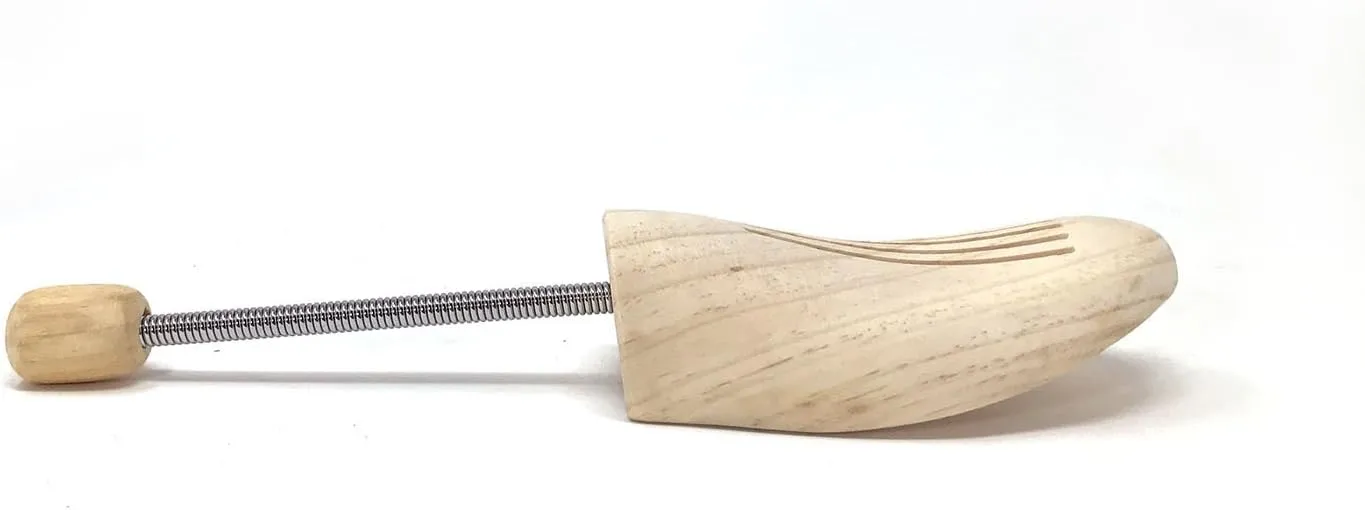 Cedar Elements Little Wholesale Program - Solid Pine Shoe Tree - 6 Pairs (Medium)