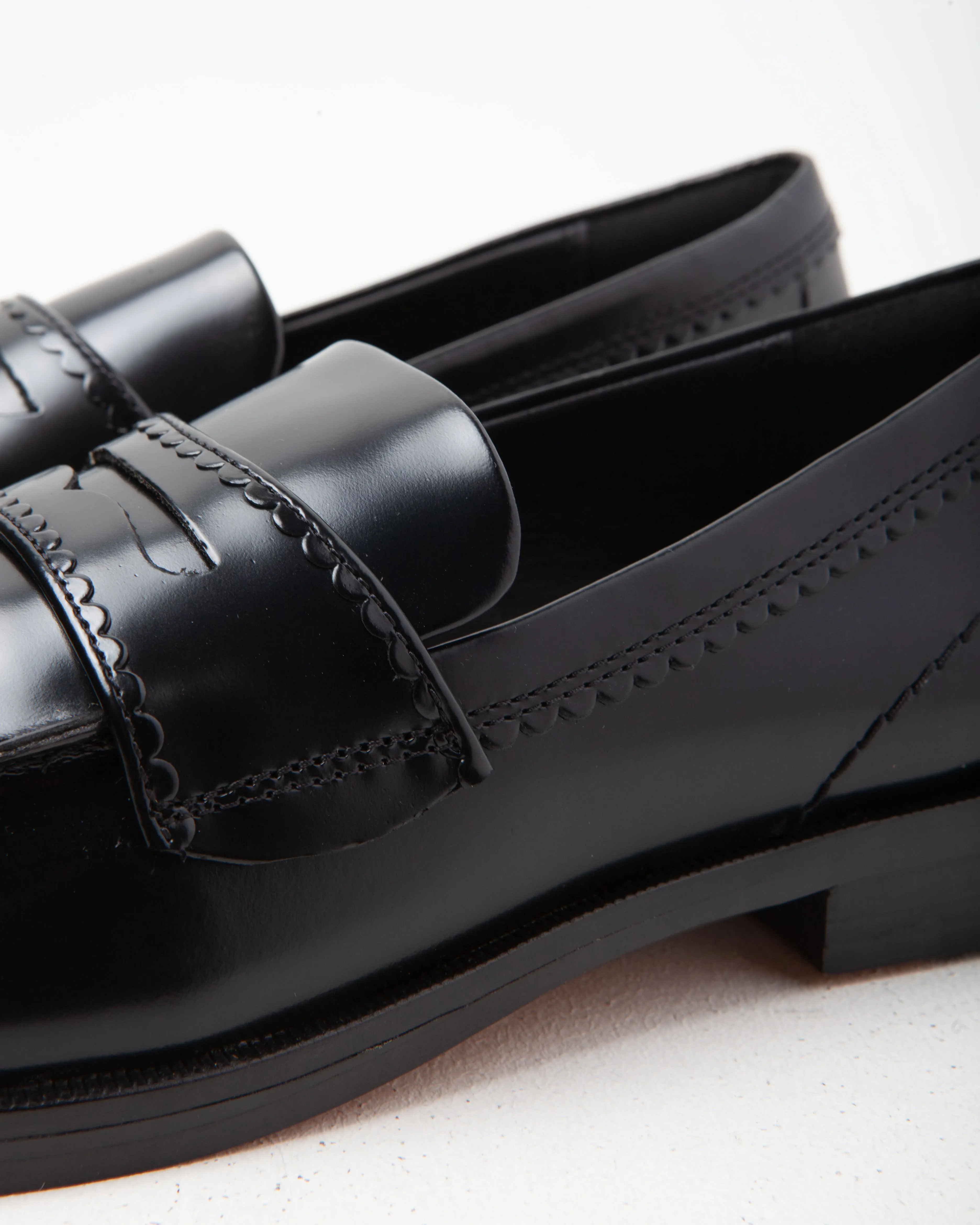 Clarks Straven Edge Black Leather