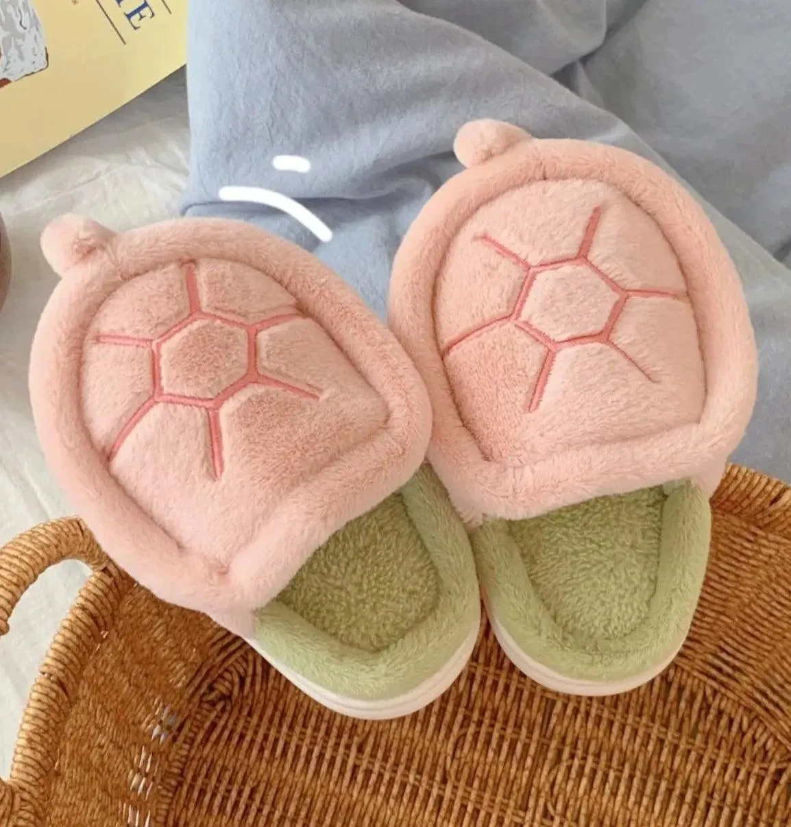 Cozy Turtle Slippers – Soft, Warm, and Adorable Indoor House Shoes