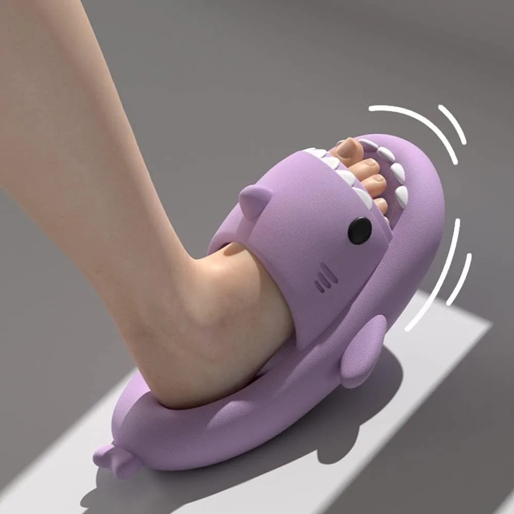 Cute Gradation Shark Slippers Beach Shoes 4CM Thick Soft Sole Summer Shark Slides for Women and Men EVA Non-Slip Bathroom Slippers Sandals indoor and Outdoor