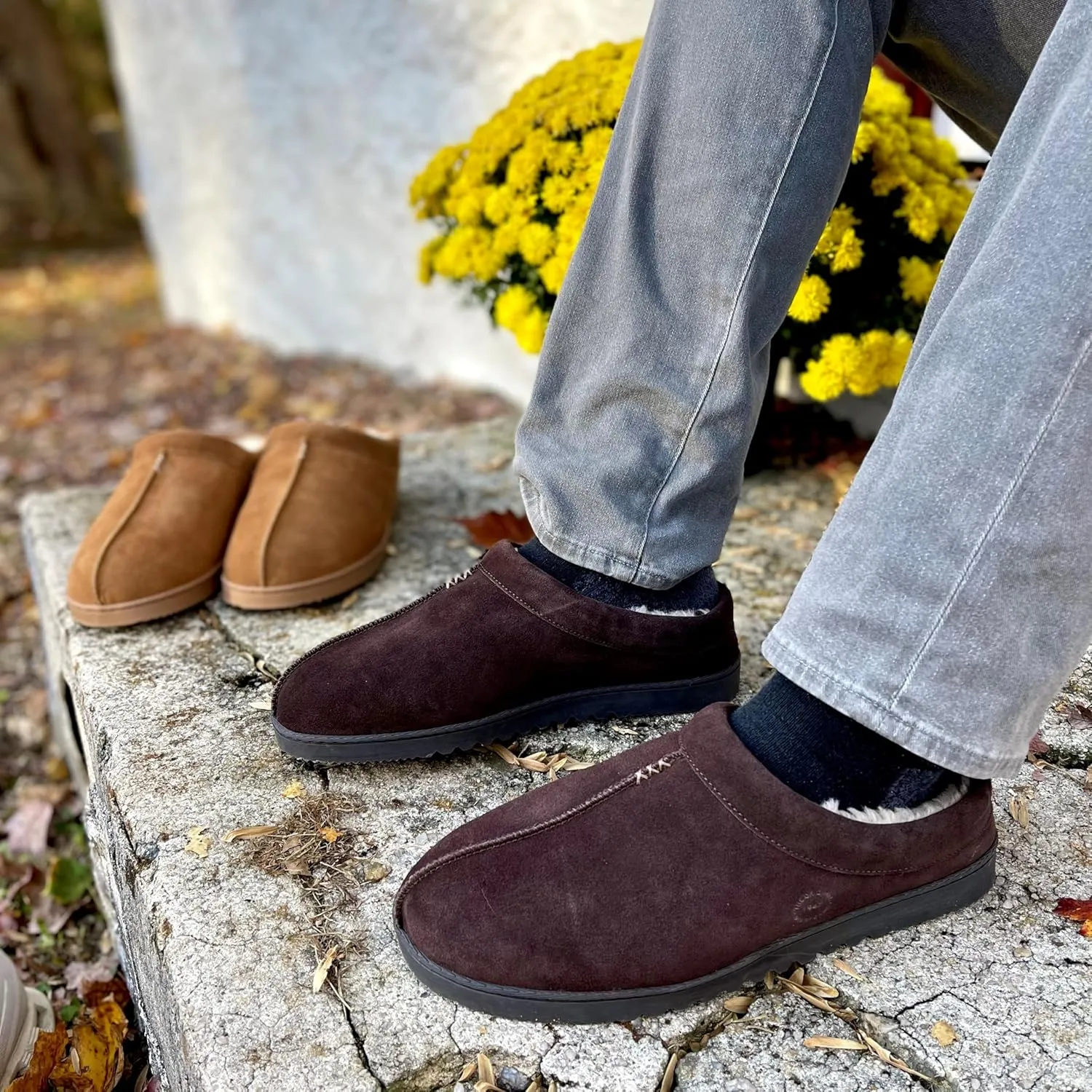 Dearfoams Men's Suede Indoor Outdoor Breathable Memory Foam House Dean Clog Slippers