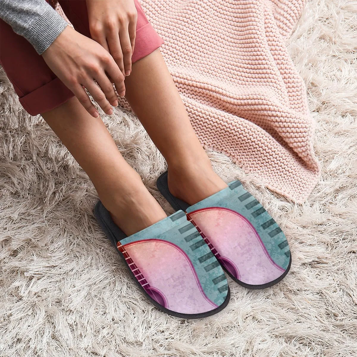 Dog Witch Soft Women Slippers Cozy House Shoes Lightweight Fuzzy Slippers Memory Foam Slippers for Women Indoor and Outdoor