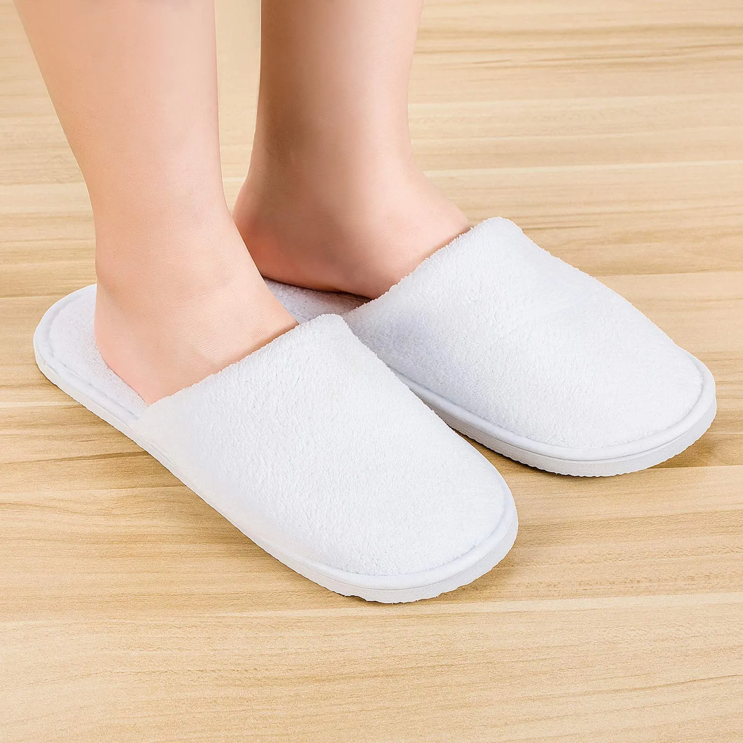 echoapple 5 Pairs of Deluxe Closed Toe White Slippers for Spa, Party Guest, Hotel and Travel (Medium, White-5 Pairs)