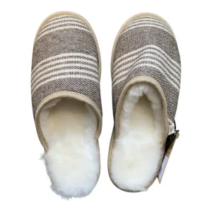 Fawkes Stripe XL White Slippers