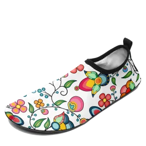 Floral Bounty White Sockamoccs