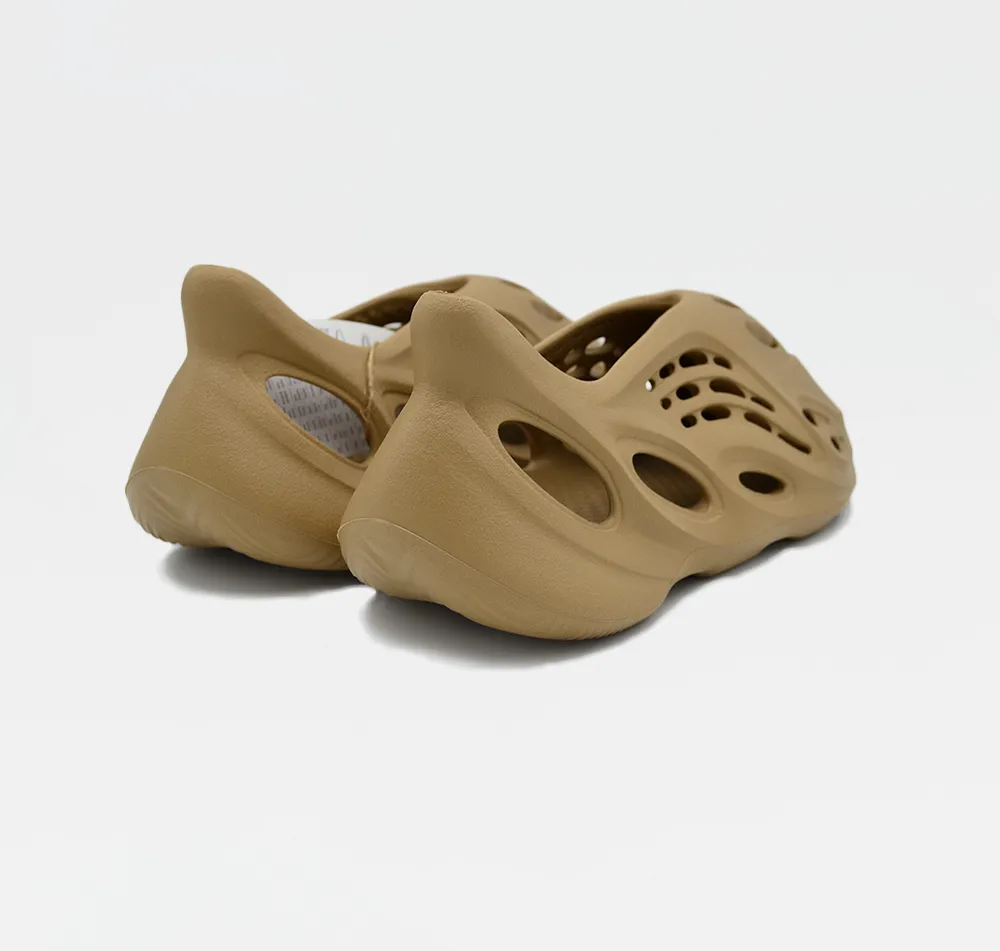 Foam RNNR Clay Taupe