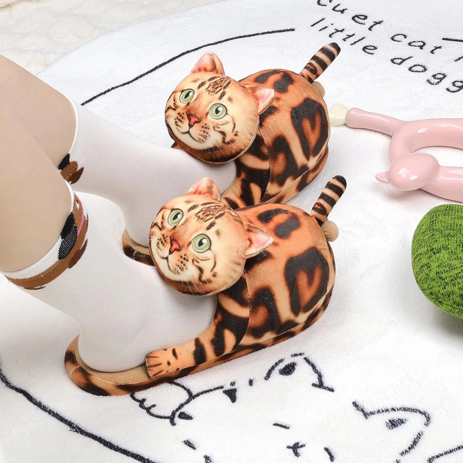Funny Cat Slippers for Women,Fuzzy Animal Indoor House Shoes with Soft Memory Foam,Comfy Plush Warm Slip-on Slippers,Cat Gifts for Cat Lover