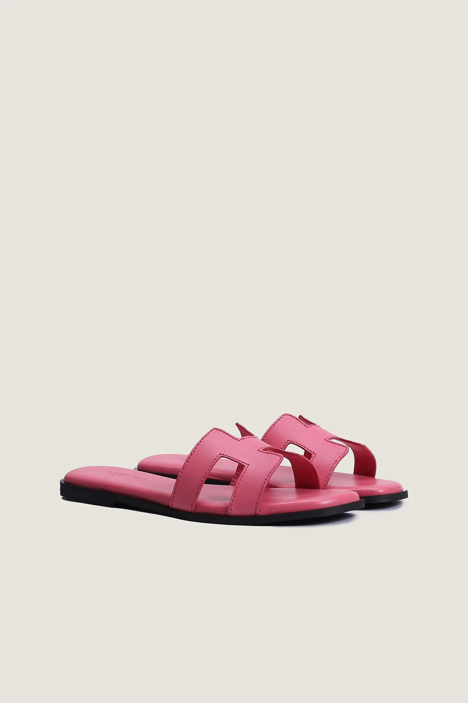 H Style Slipper