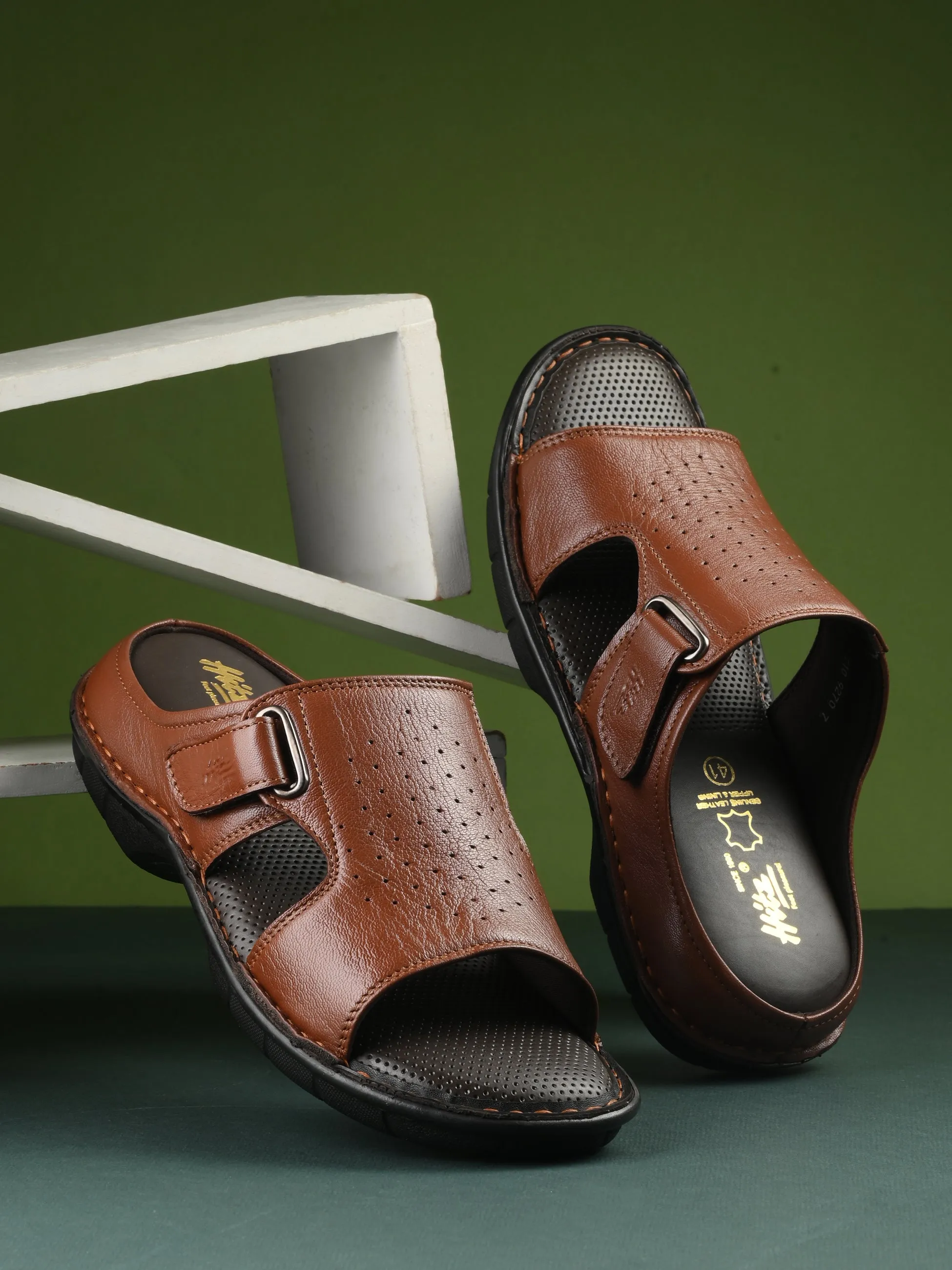 Hitz Men's Tan Leather Comfort Slippers