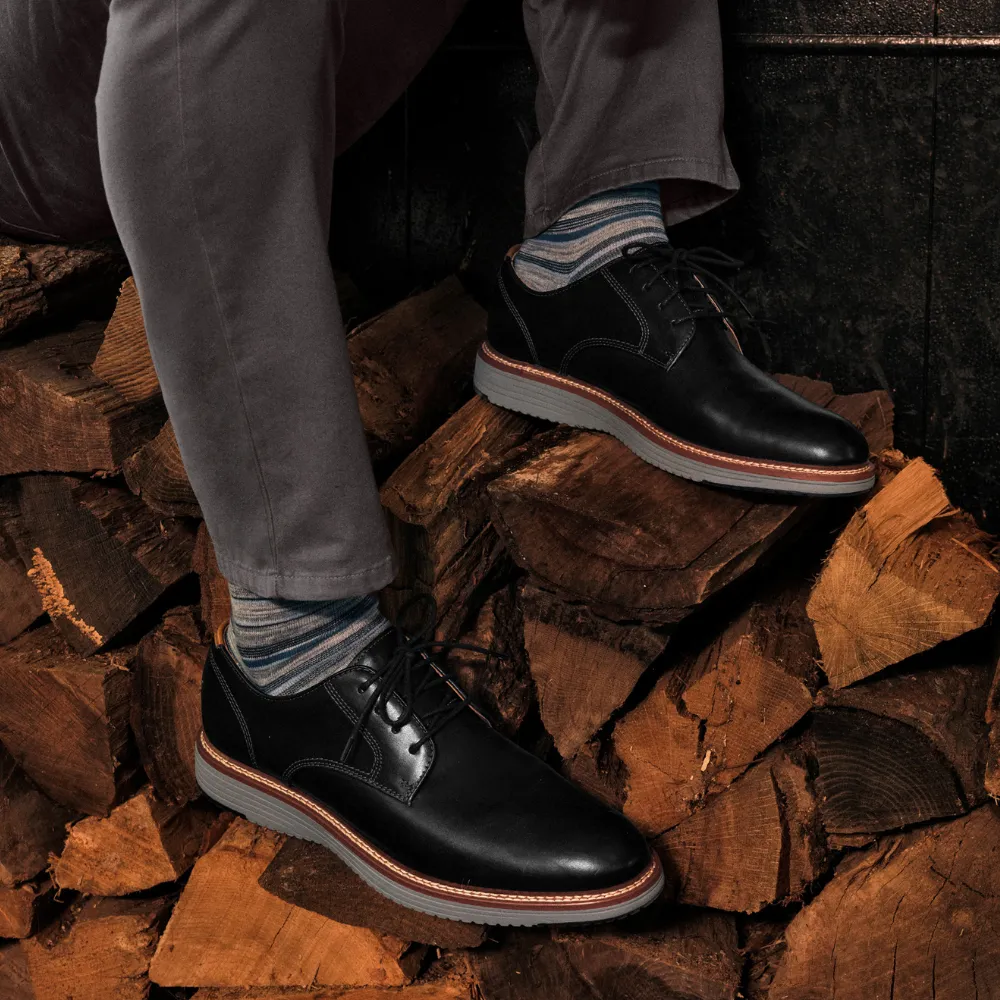 Johnston & Murphy Upton Plain Toe Black Leather Shoe (Men's)