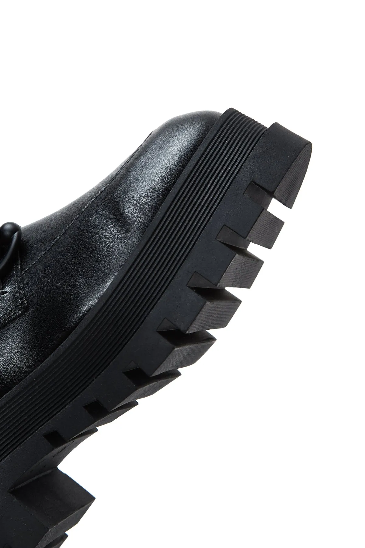 Kadın Siyah Kalın Tabanlı Maskülen Loafer