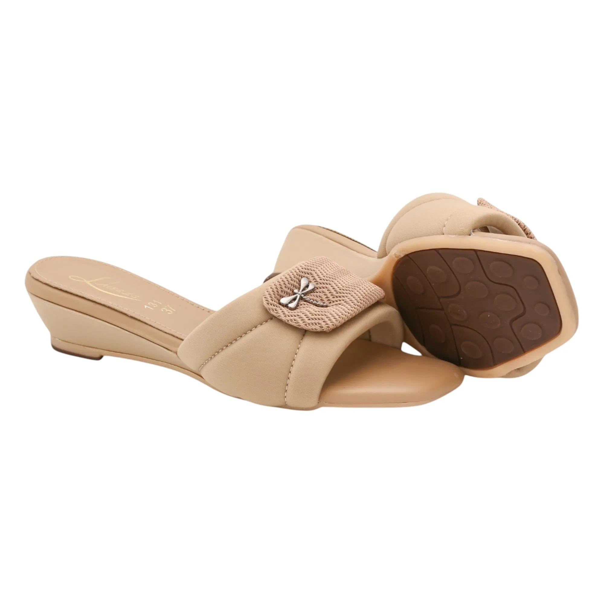M0614 kitten wedge