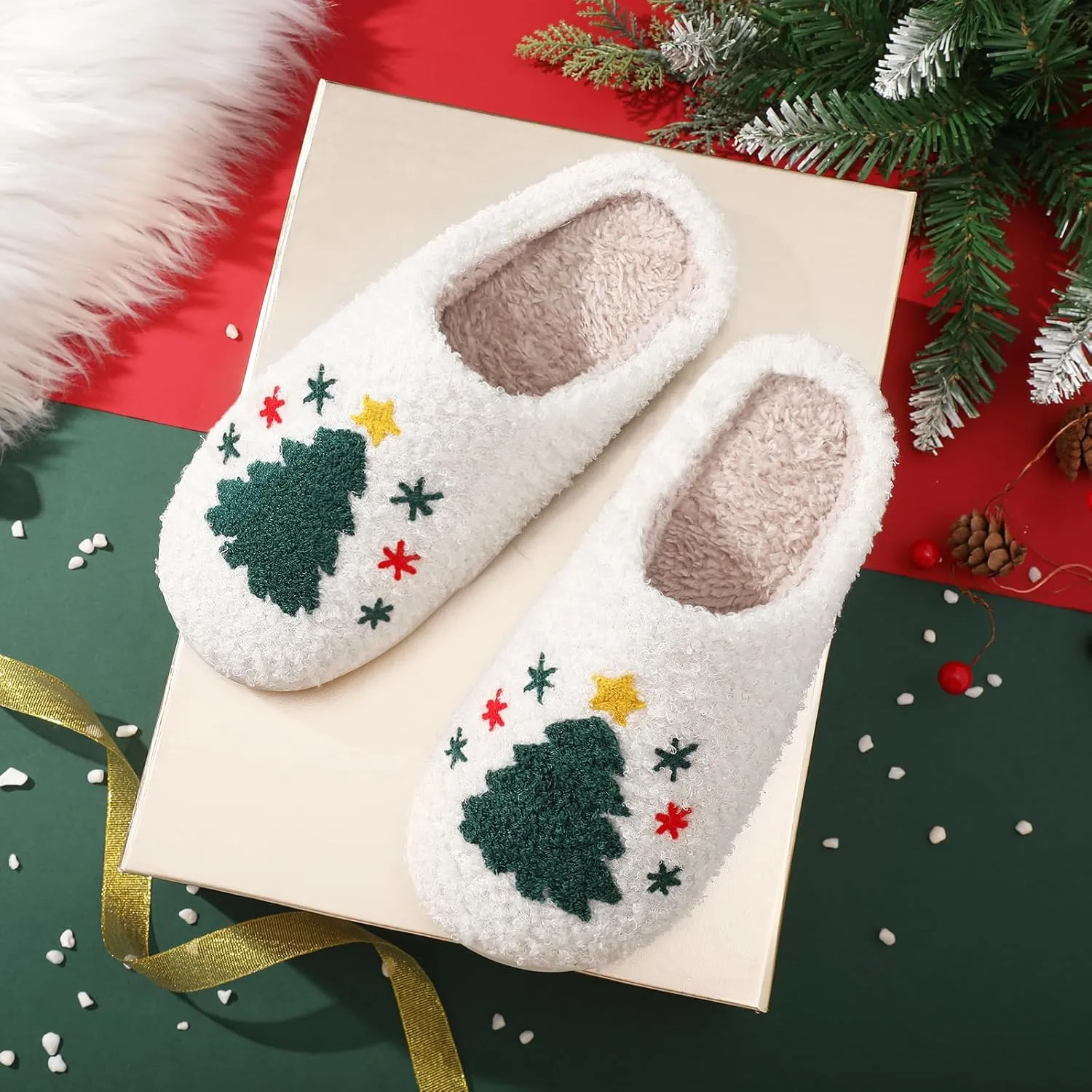 Menore Christmas Reindeer Slippers for Womens Mens Plush Warm Santa Claus Slippers Fuzzy House Slippers Christmas Gifts For Girls Women Girlfriend