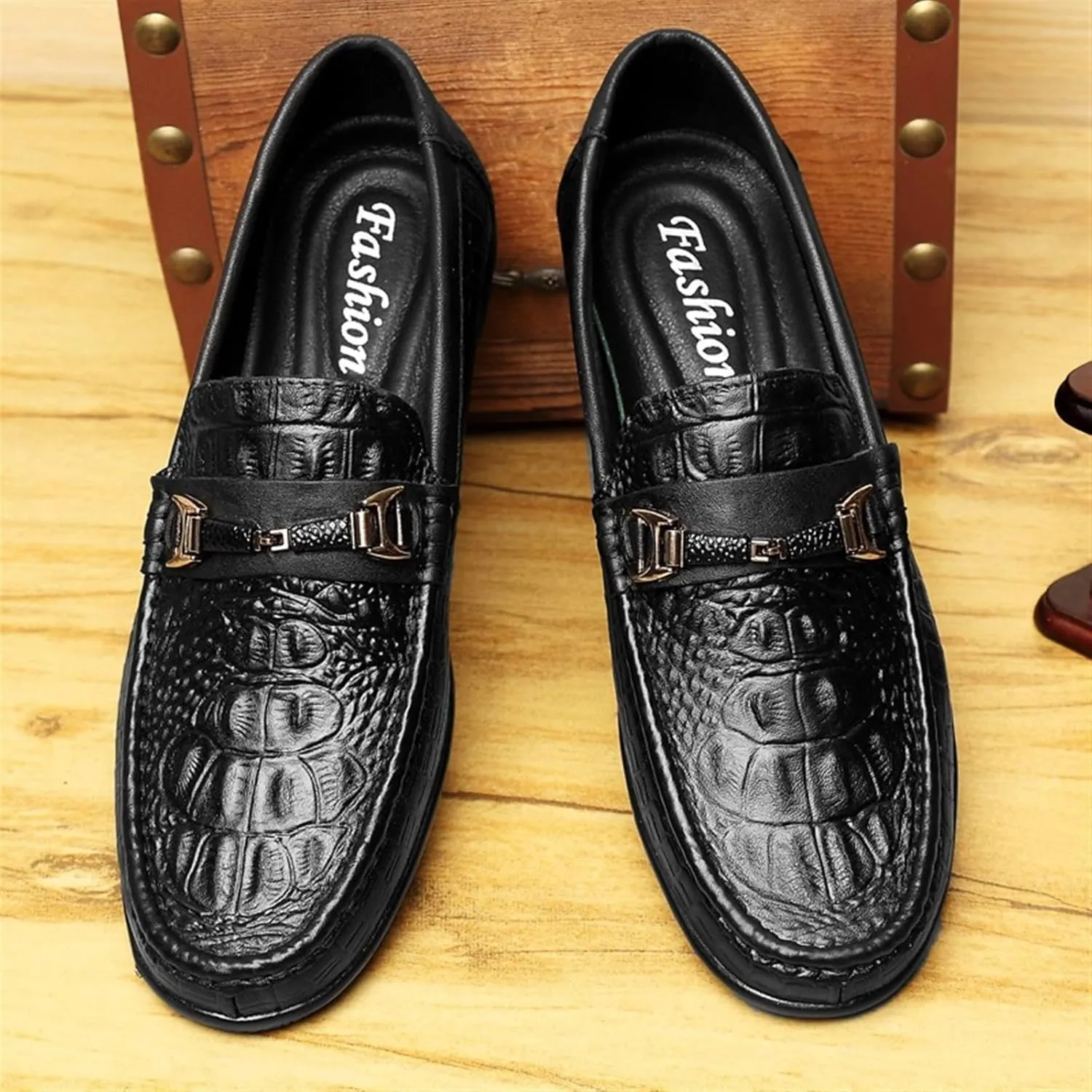 Men's Loafers Shoes Slip On Faux Crocodile Print Slip Resistant Driving Loafers Leather Flexible Comfortable Flat Heel Party Casual Slip-on