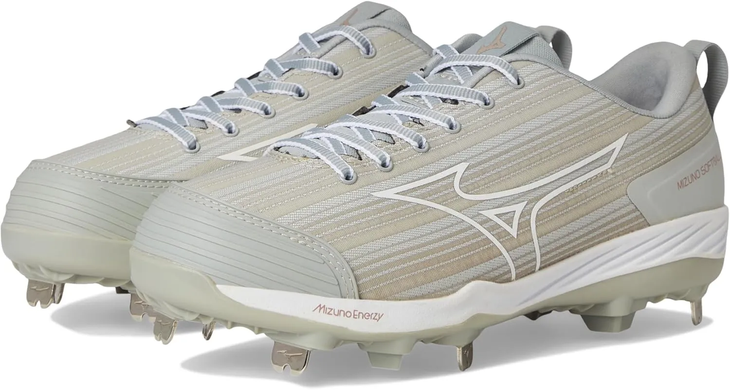 Mizuno Women's Sweep 6 Softball Shoe