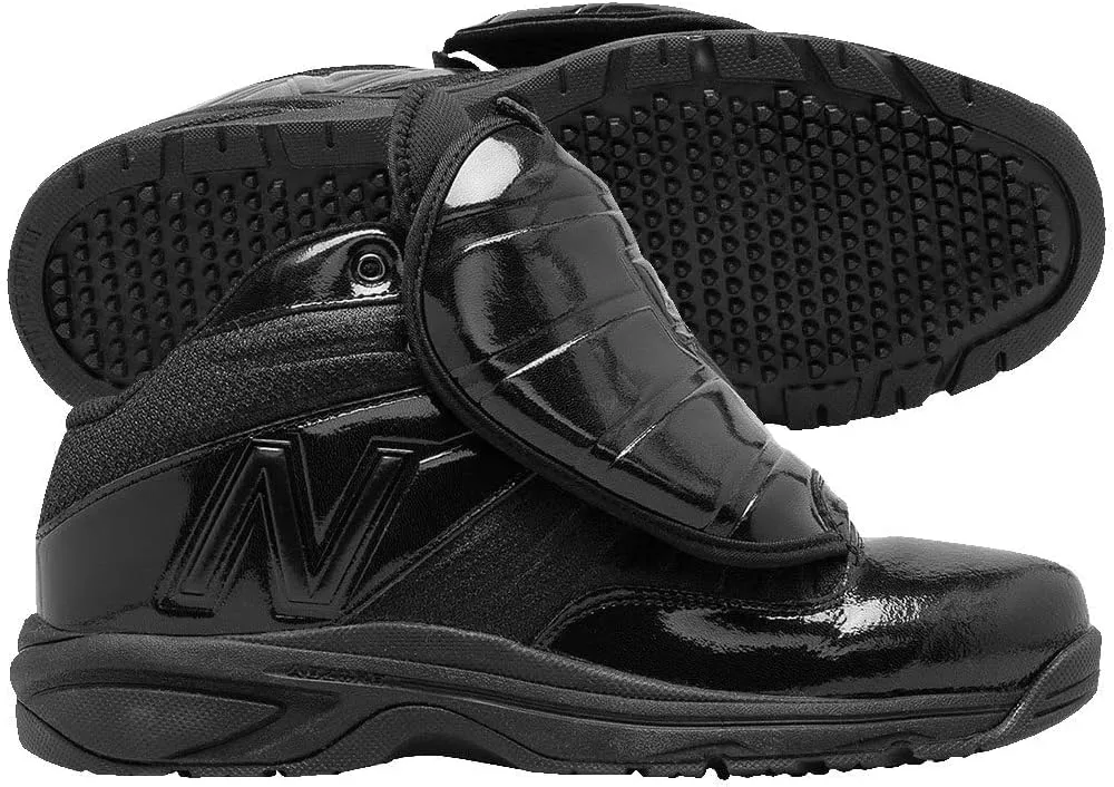 New Balance Men's 460 V3 Umpire Baseball Shoe