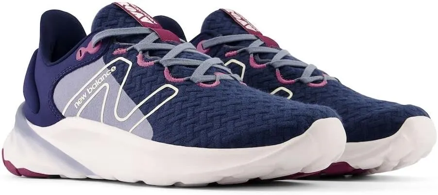 New Balance Women's Fresh Foam Roav V2 Sneaker