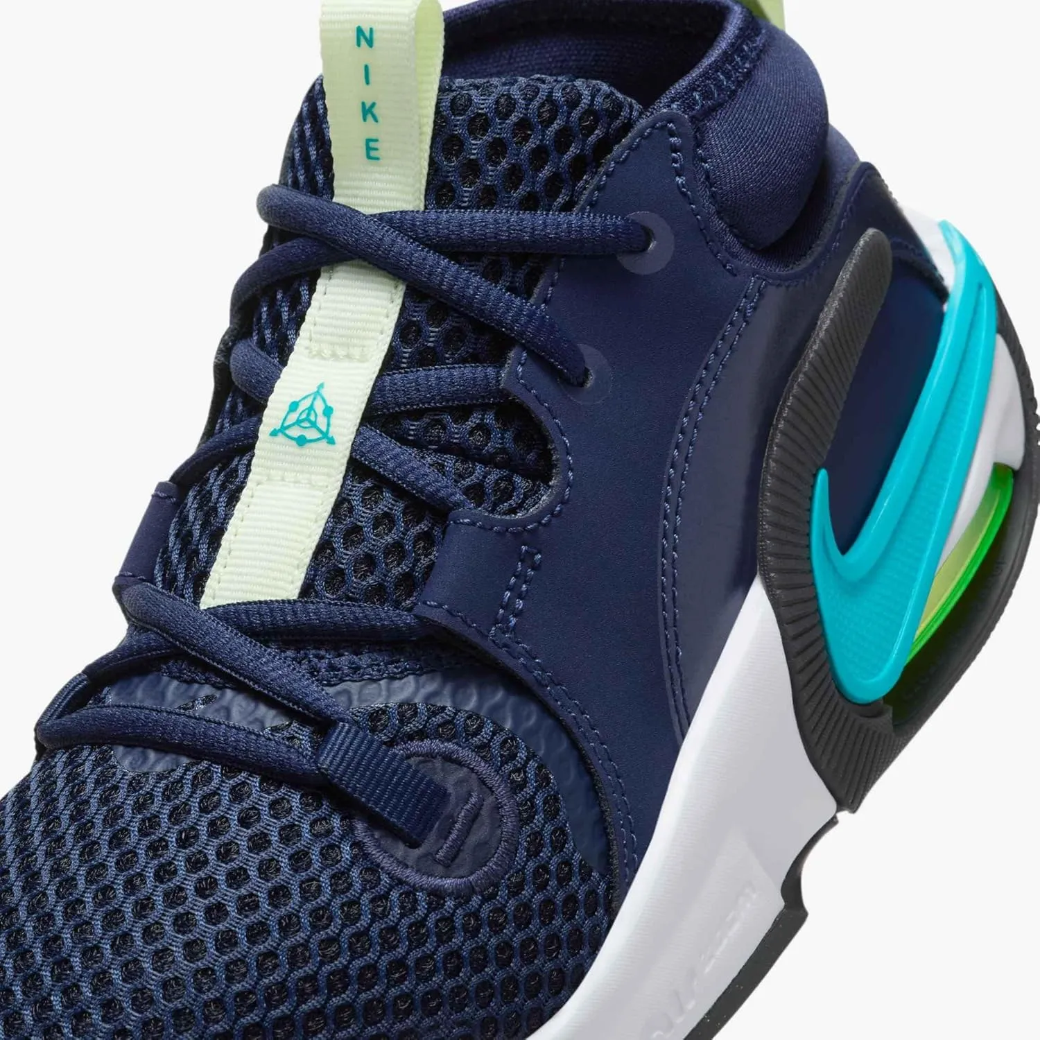 Nike Boy's Young Athletes Basketball Shoe
