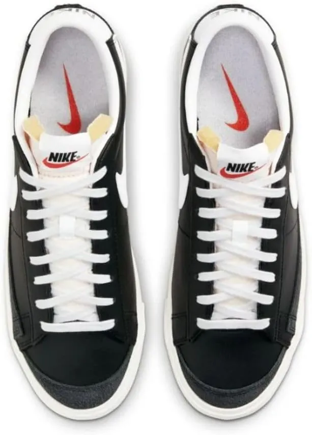Nike Men's Classic Basketball Shoe