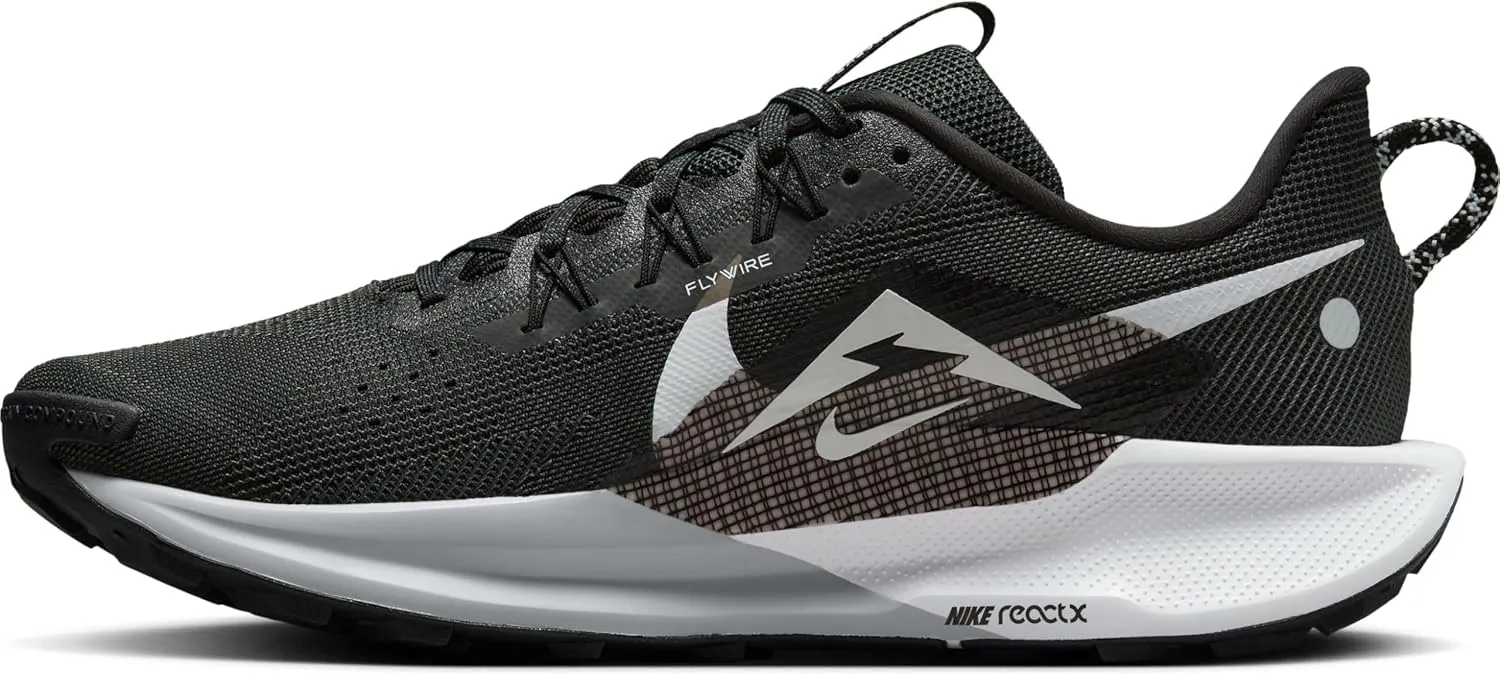 Nike Men's Pegasus Trail 5 Sneaker