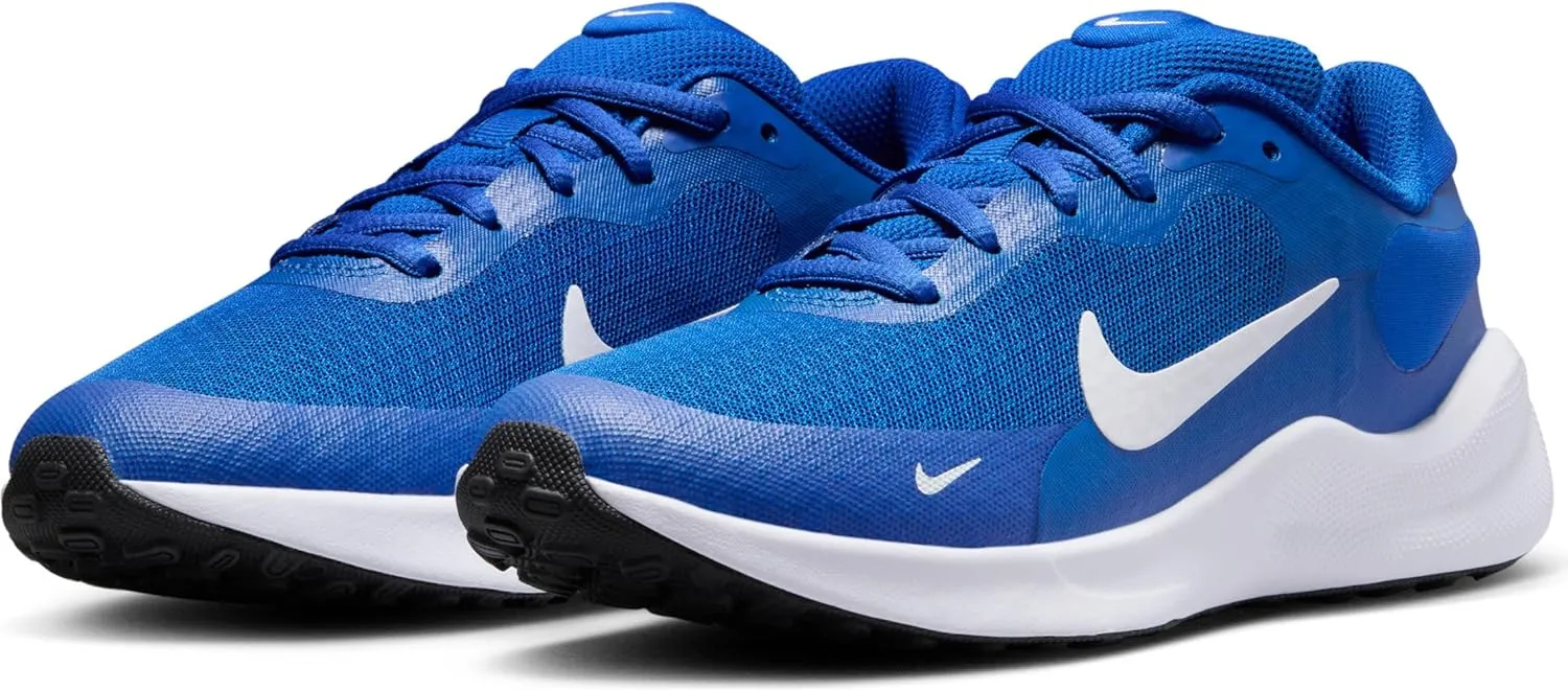 Nike Unisex-Child Revolution 7 (Little Big Kid) Sneaker