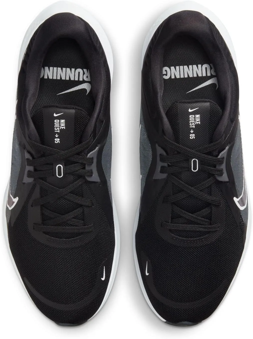Nike Women's Quest 5 Sneaker