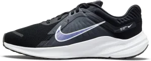 Nike Women's Quest 5 Sneaker