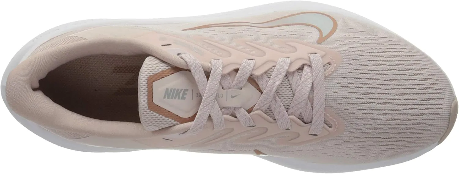NIKE Women's Sneaker