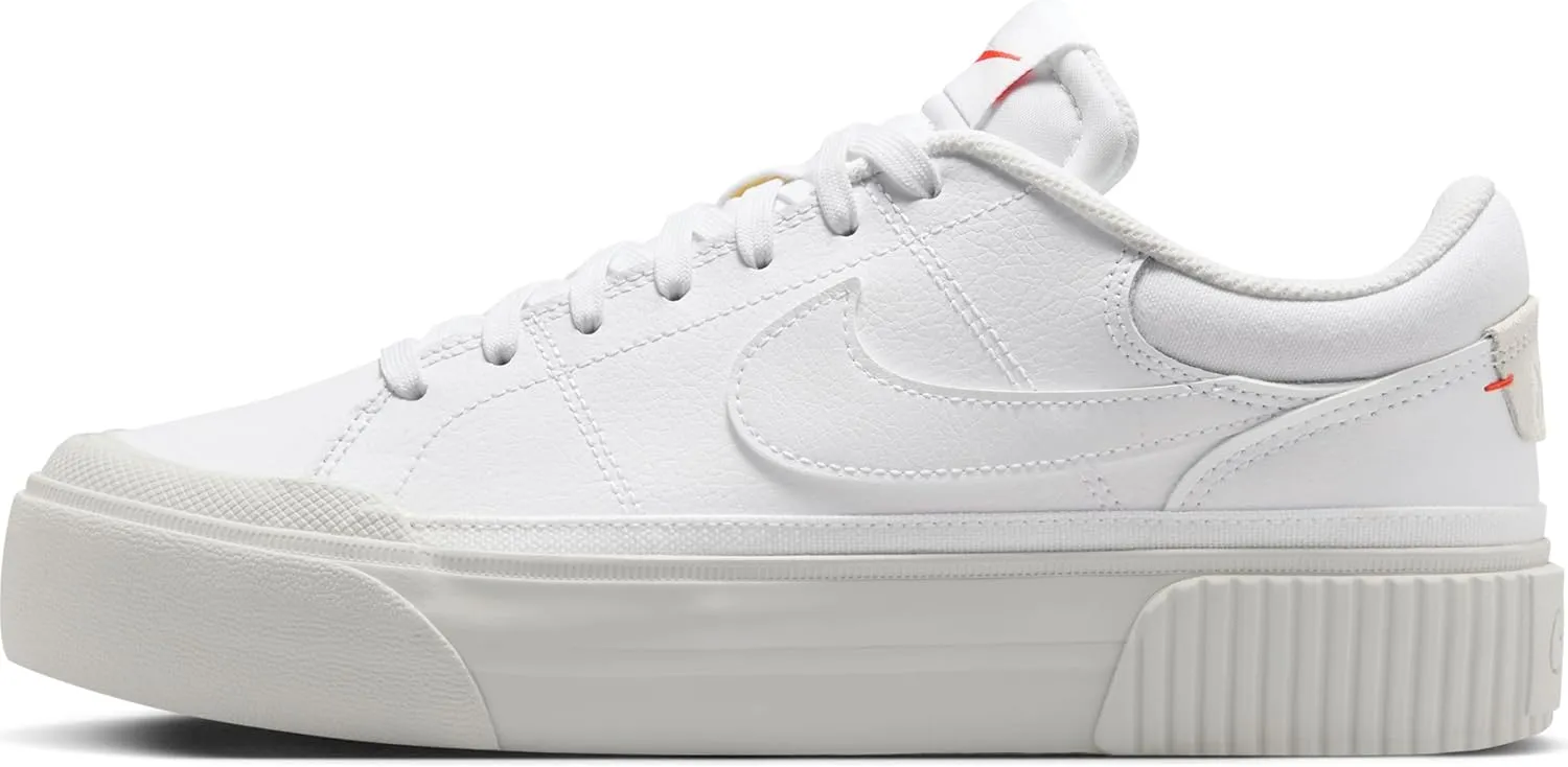 NIKE Women's Sneaker