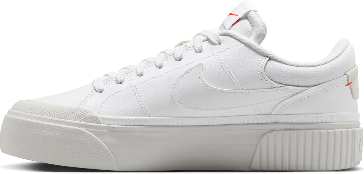 NIKE Women's Sneaker