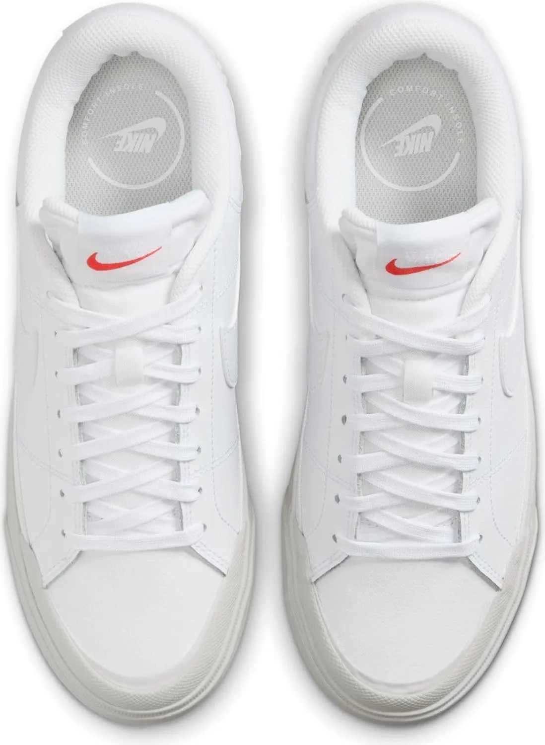 NIKE Women's Sneaker