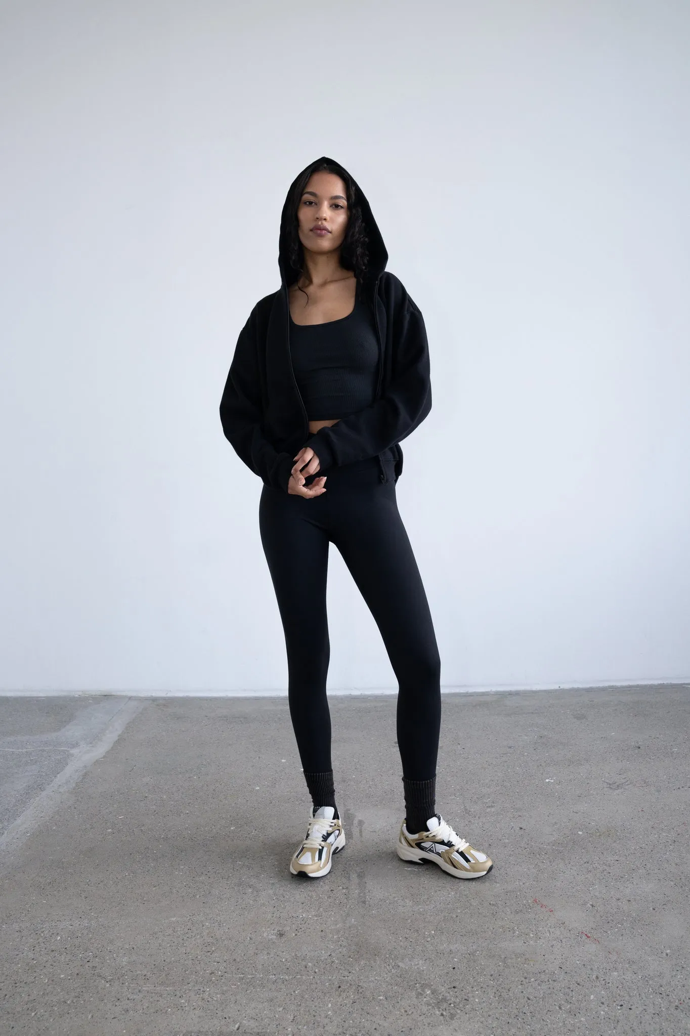 Oserra | Gold Black | Women