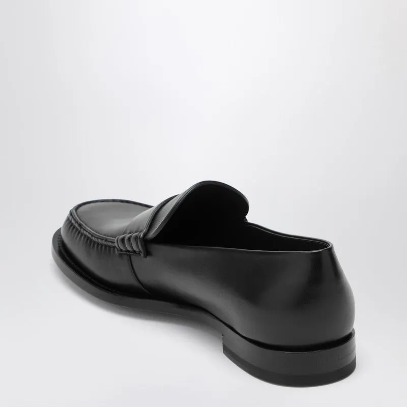 Raden svart läder novus loafer