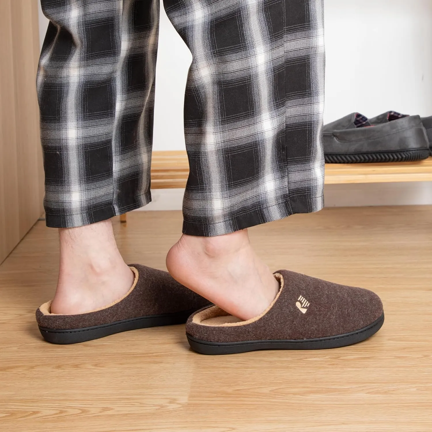 RockDove Men's Sherpa Lined Memory Foam Clog Slipper