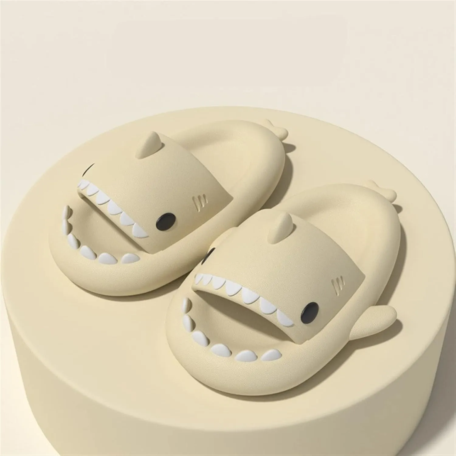 Shark Slides,Unisex Cute Shark Slides Slippers for Family Matching Outfit - Slipper Female Flip Flops Cartoon Shark Cute Lovely EVA Slides,Shark Slides for Men Women, Indoor & Outdoor