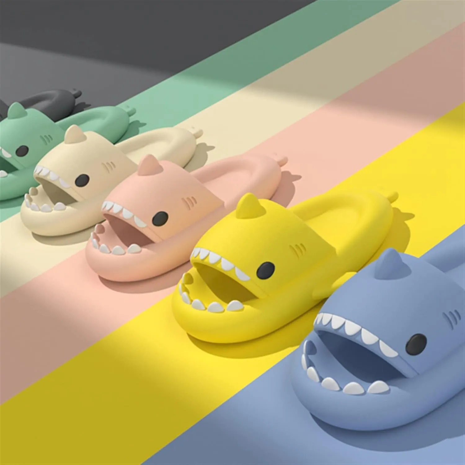 Shark Slides,Unisex Cute Shark Slides Slippers for Family Matching Outfit - Slipper Female Flip Flops Cartoon Shark Cute Lovely EVA Slides,Shark Slides for Men Women, Indoor & Outdoor