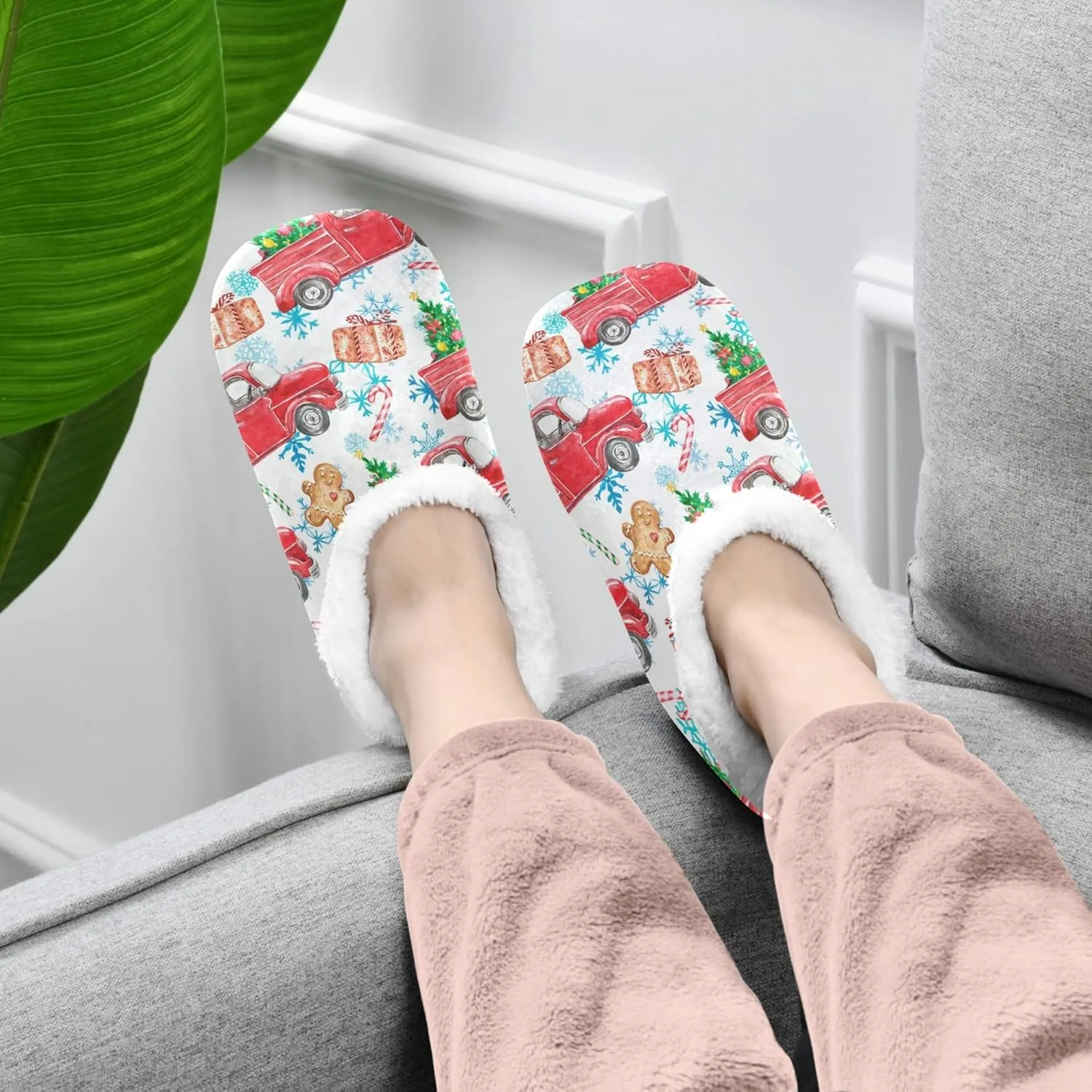 Slipper for Women and Men Fuzzy Memory Foam Soft House Shoes Anti-Skid Sole Coral Fleece House Slipper Beagle Dog On Brown M-XXL