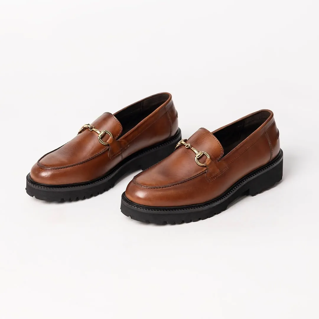 Stylish Brown Leather Loafer with Gold Horsebit Detail