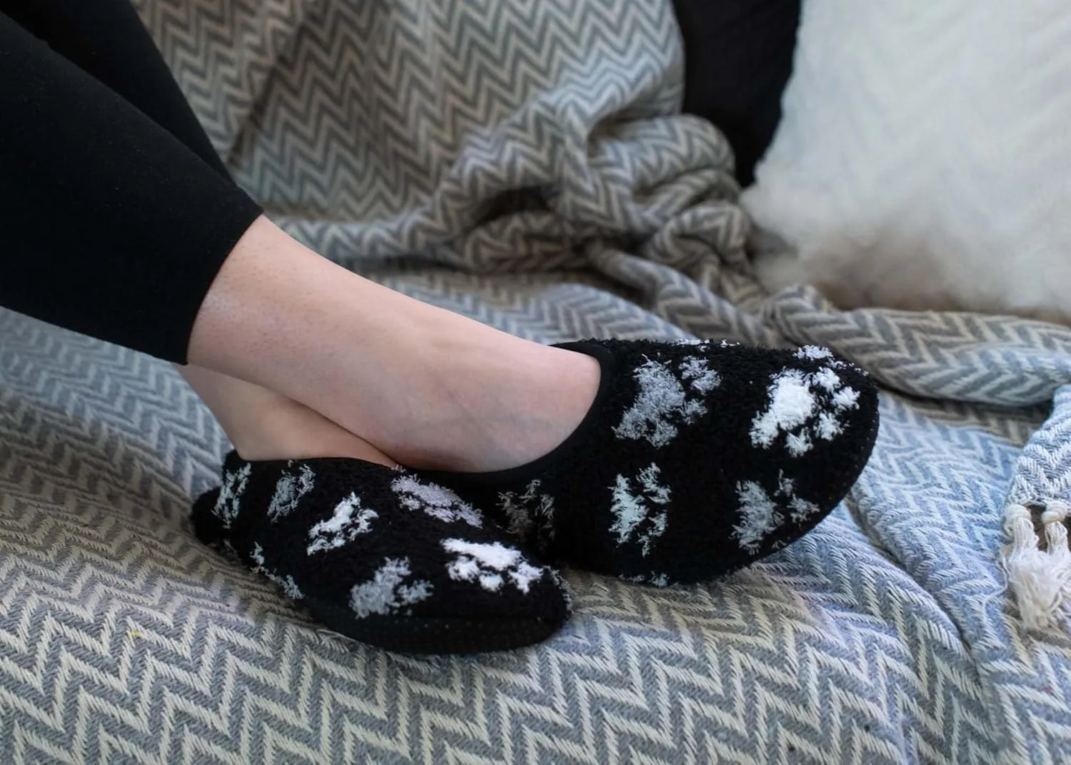 Super Soft Slip Resistant Women's Slippers