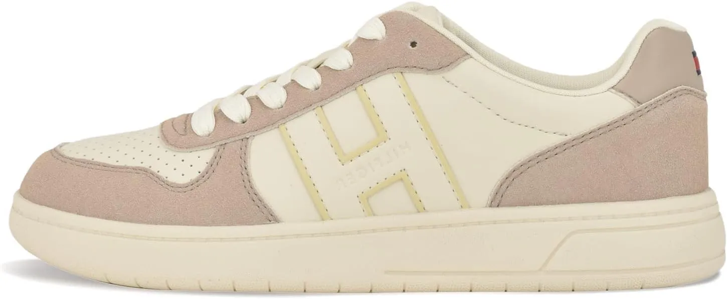 Tommy Hilfiger Women's Veniz Sneaker