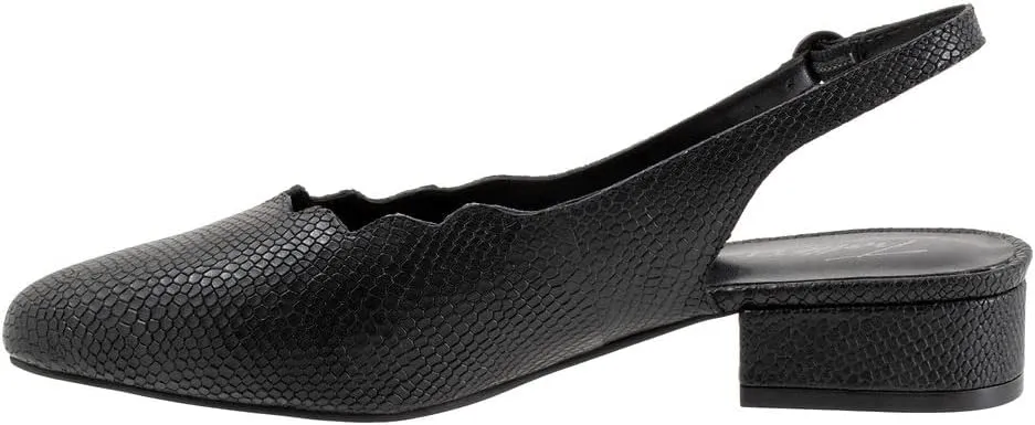 Trotters Women's Pumps
