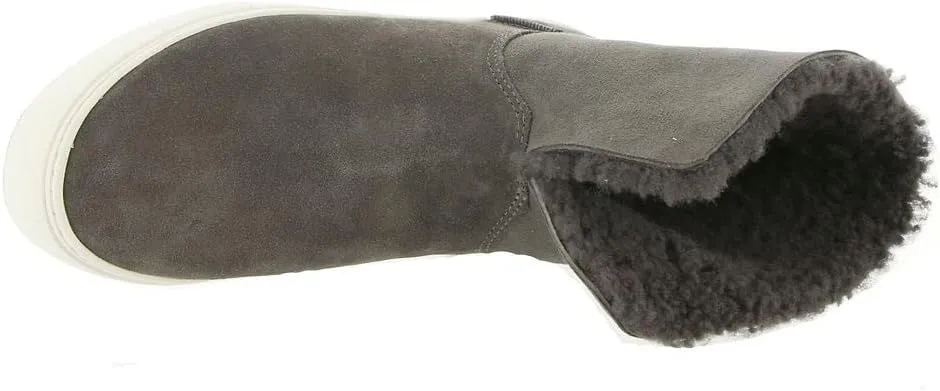 UGG Women's Lynus Sneaker