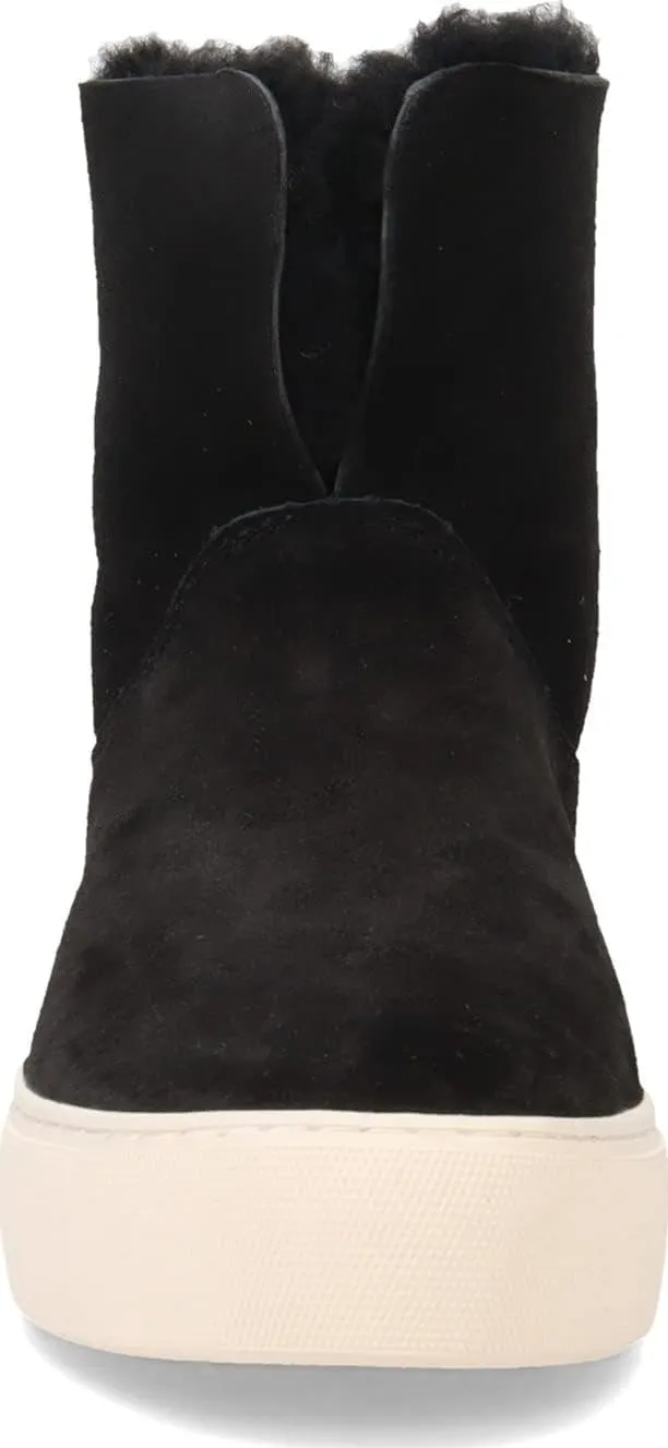 UGG Women's Lynus Sneaker