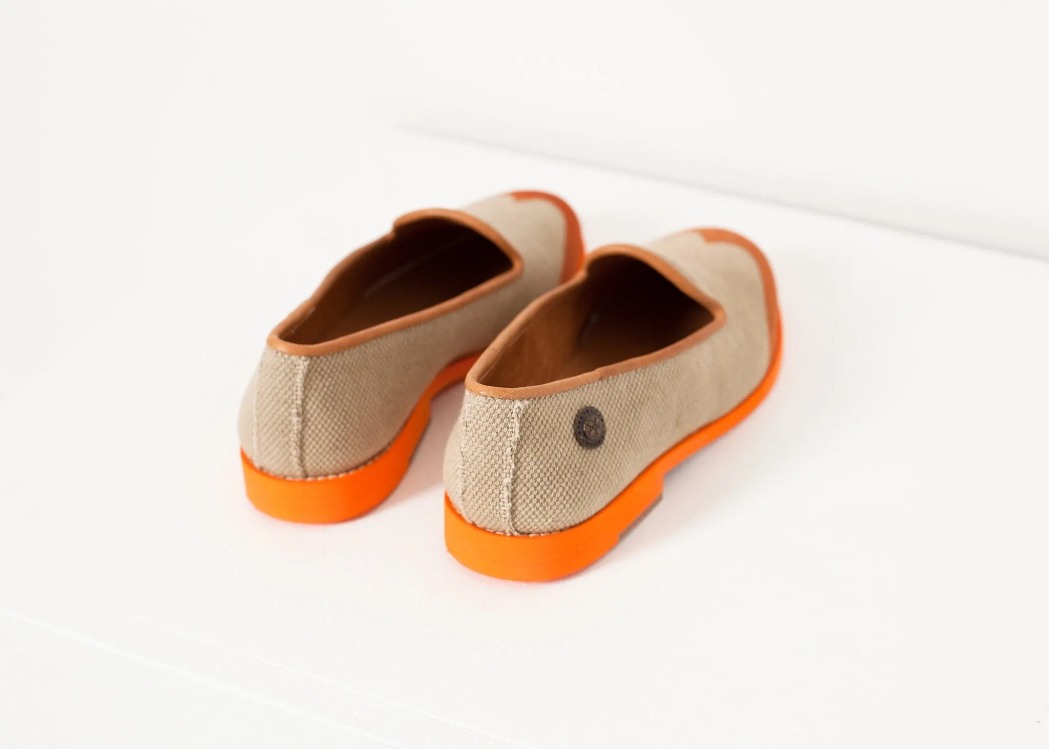 Wingtip in Loafer Orange Trusted by customers International delivery
