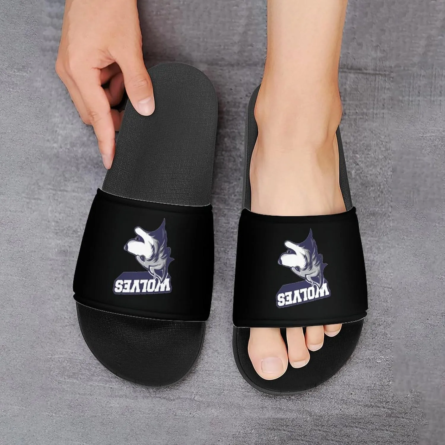 Wolf Head Shower Shoes PVC Home Slippers Non-Slip Quick Drying Bathroom Slipper for Indoor And Outdoor