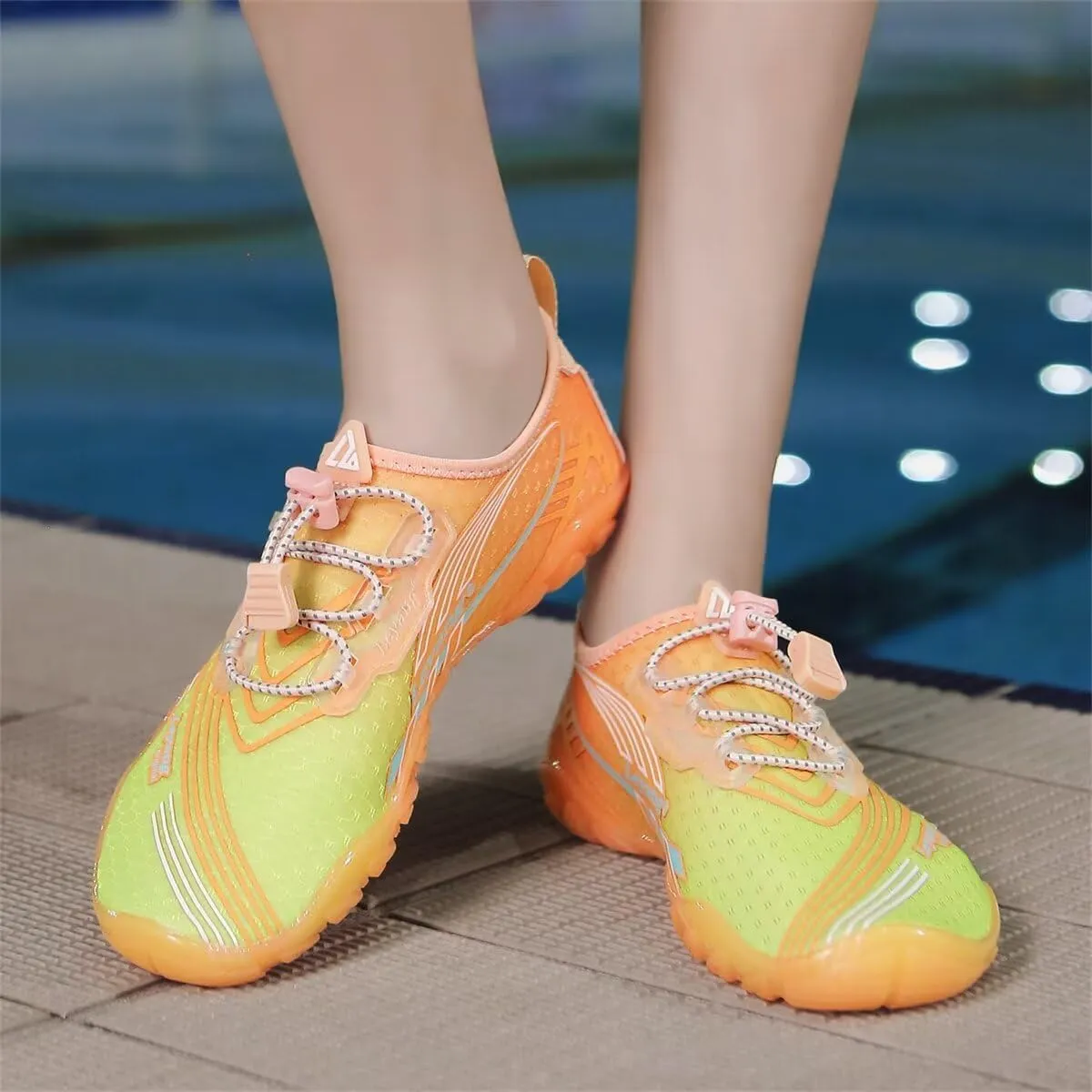 Women Gradient Quick Drying Aqua Shoes for Beach Swimming Running