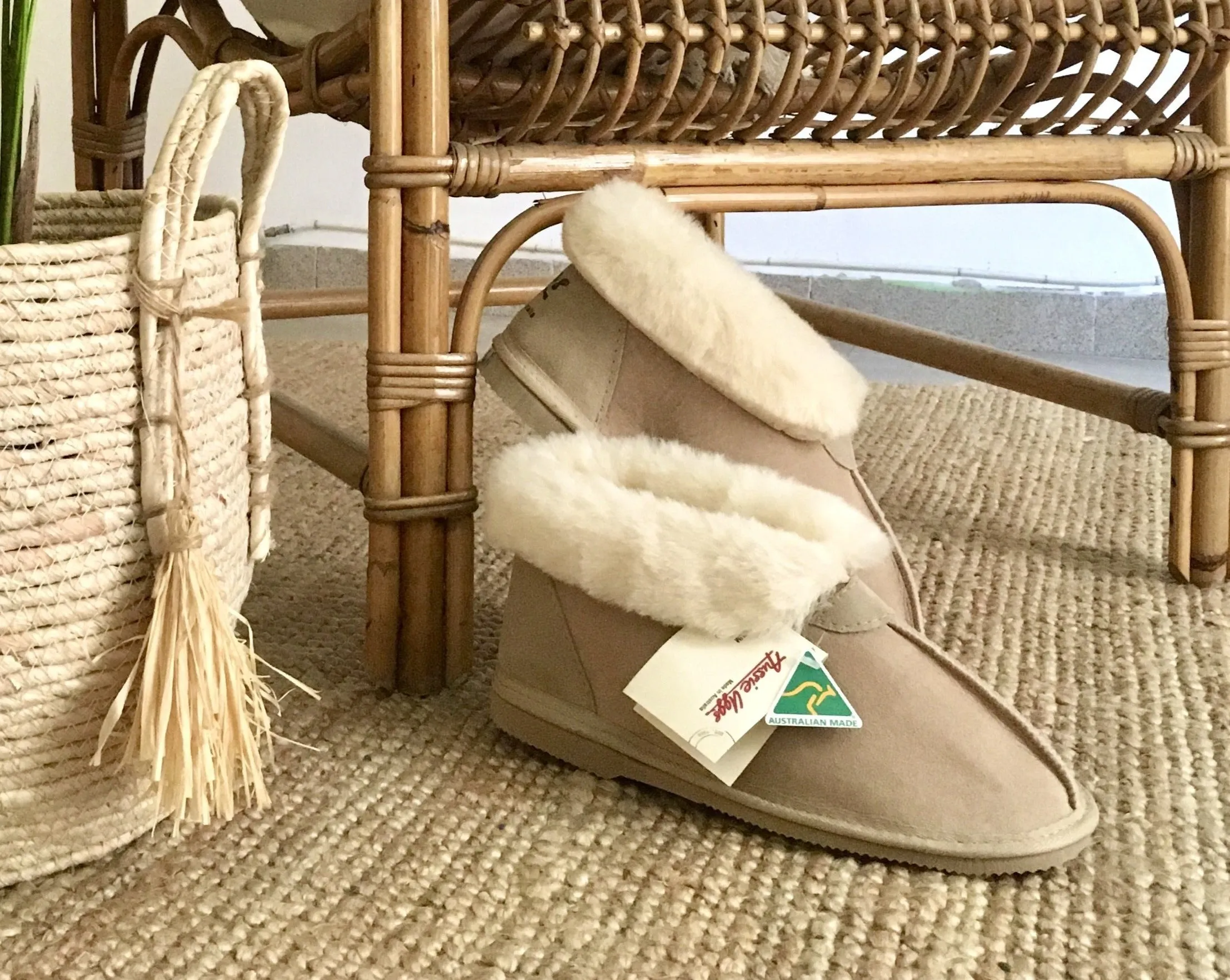 Women Jumbuck Slipper